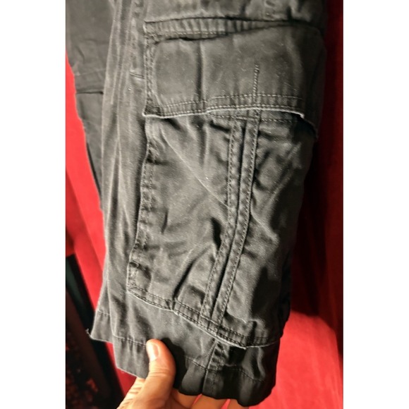 Dockers Men's Sz 42 Cargo Straight Fit Flat Front Stretch BLACK Shorts, CB96 - Picture 2 of 5